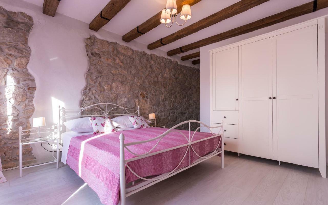 Villa Mulberry Milohnici Екстер'єр фото