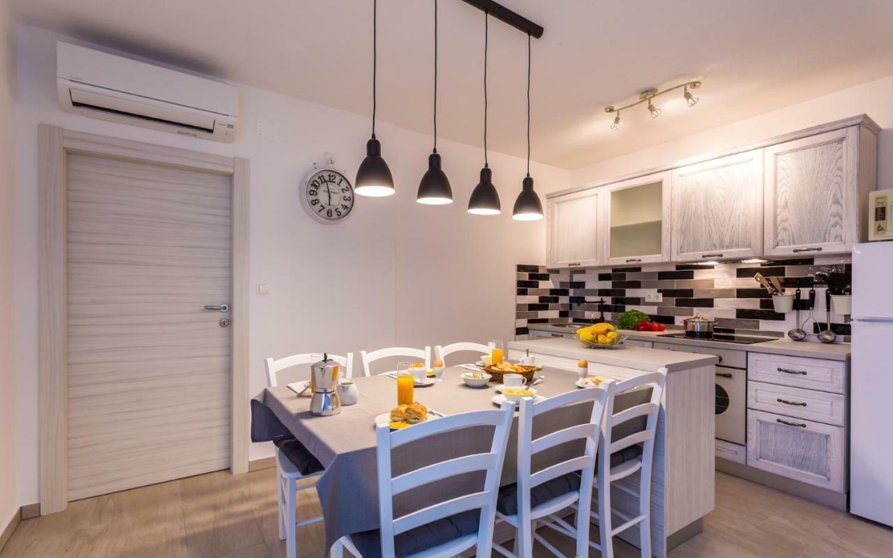Villa Mulberry Milohnici Екстер'єр фото