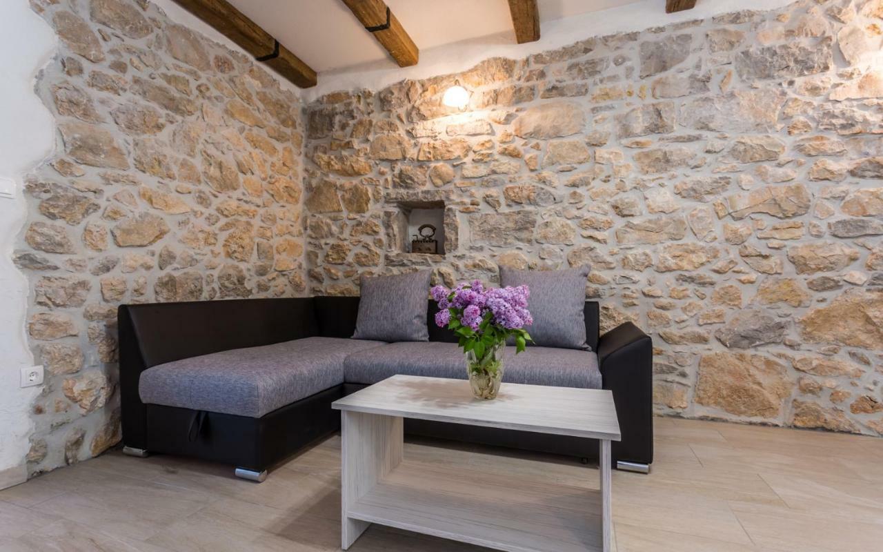 Villa Mulberry Milohnici Екстер'єр фото